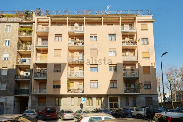 appartamento in vendita a Milano in zona Città Studi