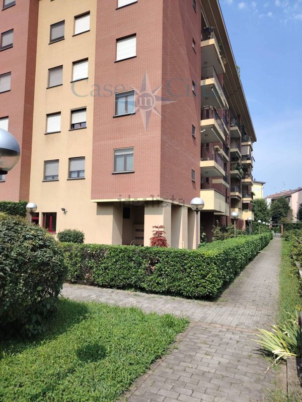 appartamento in vendita a Milano in zona San Siro