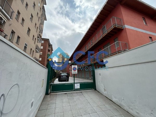 ufficio in vendita a Milano