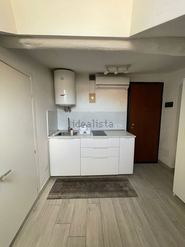 monolocale in vendita a Milano in zona Bocconi