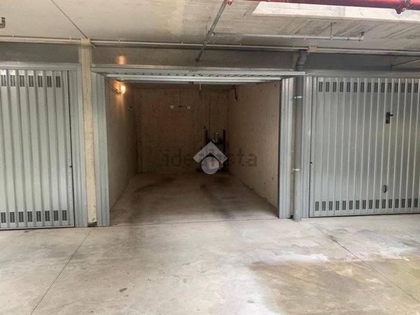 ufficio in vendita a Milano in zona Turro