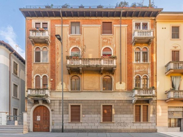 appartamento in vendita a Milano in zona Chiesa Rossa