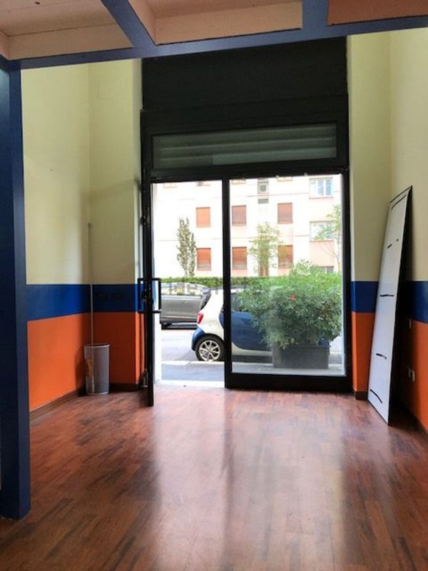 negozio in vendita a Milano