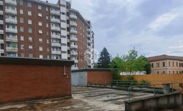 negozio in vendita a Milano in zona Dergano