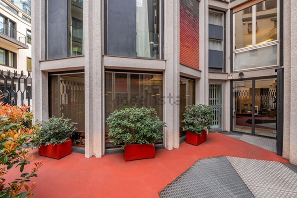 ufficio in vendita a Milano in zona Brera