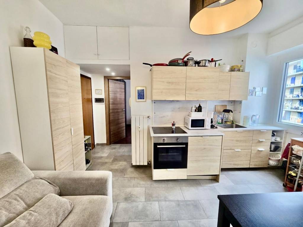 appartamento in vendita a Milano in zona Adriano