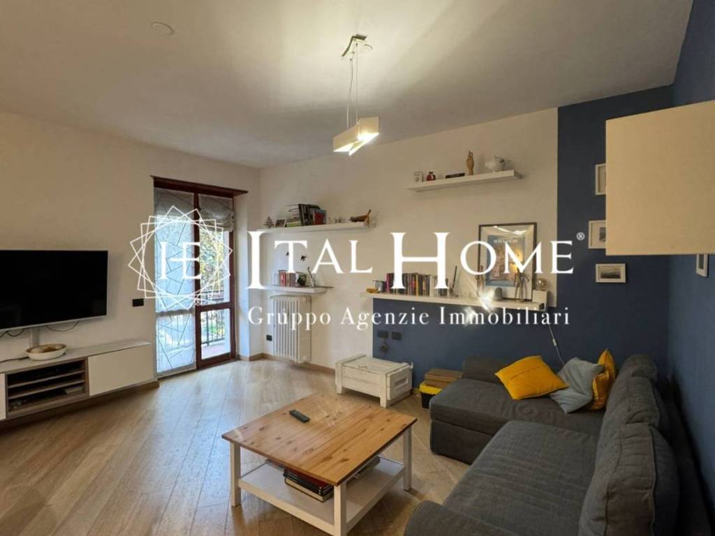 appartamento in vendita a Milano in zona Porta Genova