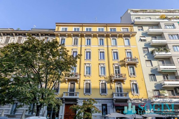 appartamento in vendita a Milano in zona Sempione