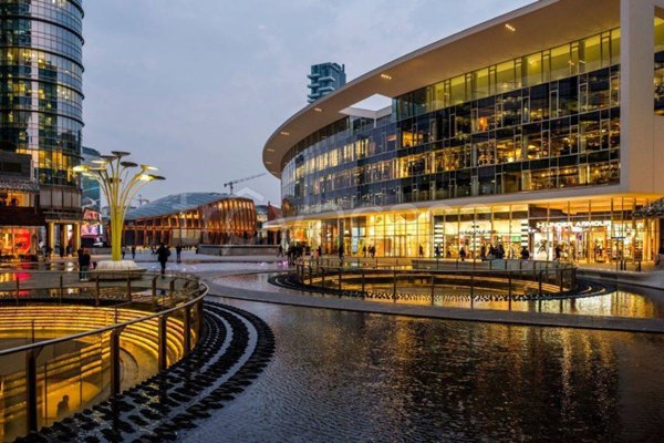 appartamento in vendita a Milano in zona Porta Garibaldi