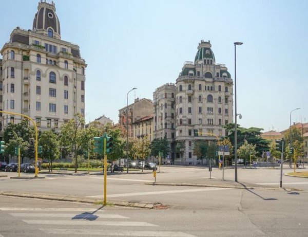 locale commerciale in vendita a Milano in zona San Vittore