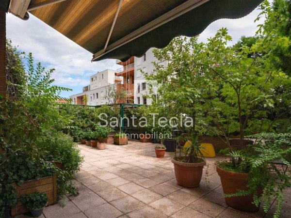 appartamento in vendita a Milano in zona Rembrandt