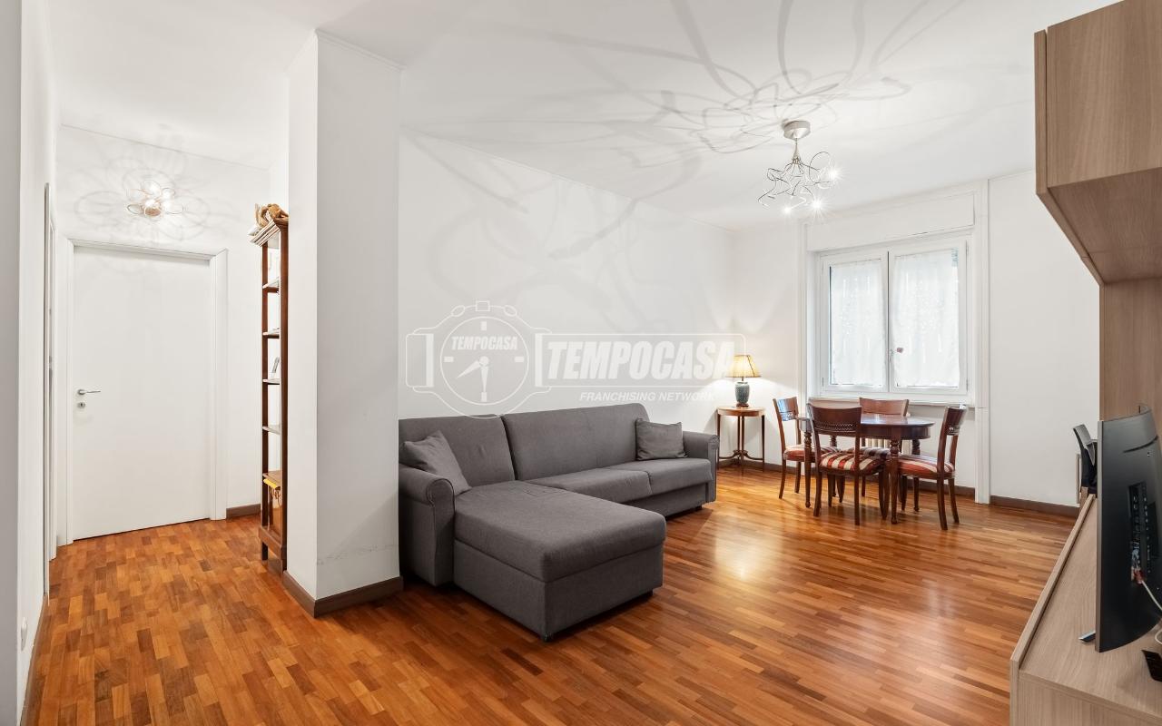 appartamento in vendita a Milano in zona XXII Marzo