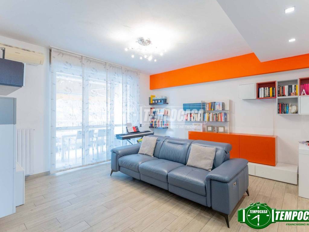 appartamento in vendita a Milano in zona Quarto Oggiaro