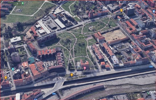 intera palazzina in vendita a Milano in zona Porta Genova