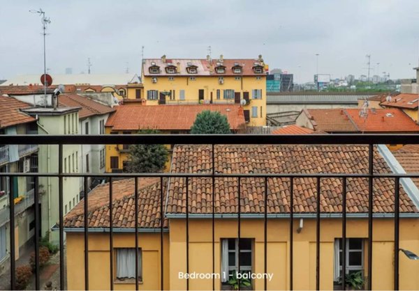 negozio in vendita a Milano in zona Quarto Oggiaro