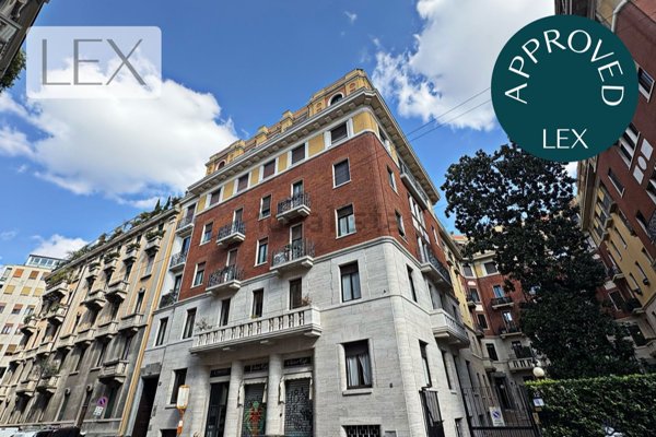 appartamento in vendita a Milano in zona Guastalla