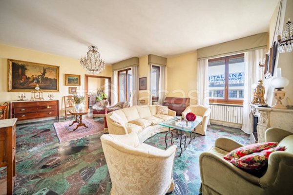 appartamento in vendita a Milano in zona Il Portello