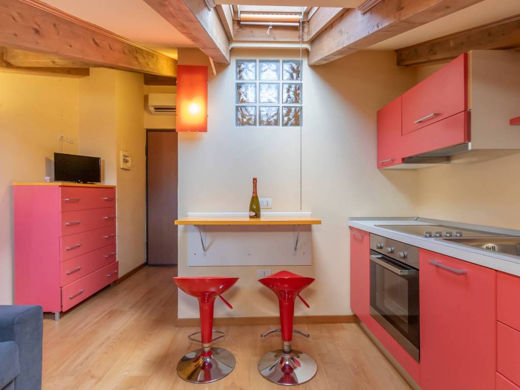 mansarda in vendita a Milano in zona Città Studi