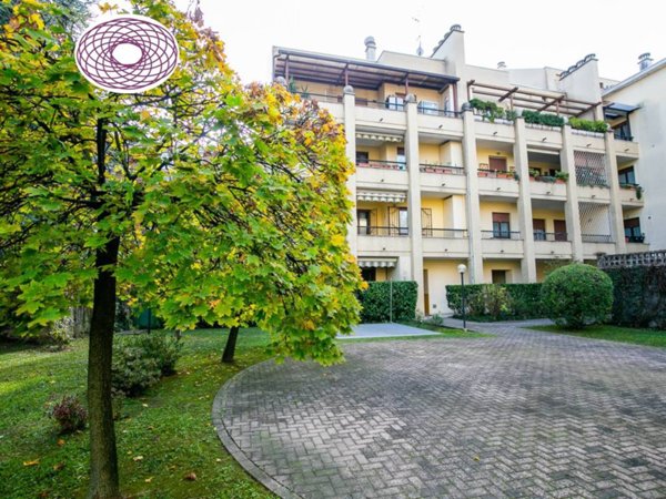 appartamento in vendita a Milano in zona Bovisa