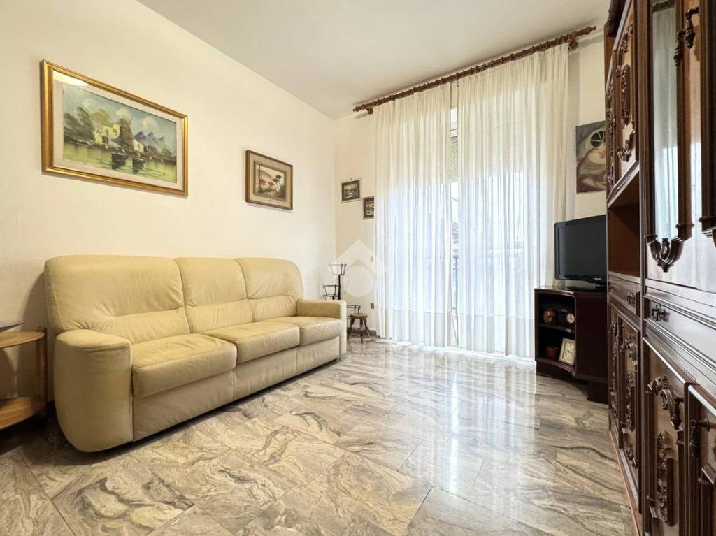 appartamento in vendita a Milano in zona Dergano