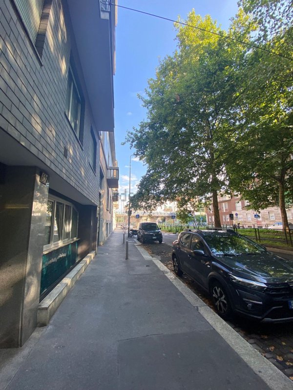 appartamento in vendita a Milano in zona Forze Armate