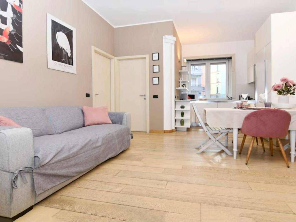 appartamento in vendita a Milano in zona Solari