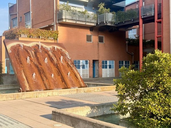 appartamento in vendita a Milano in zona Lorenteggio