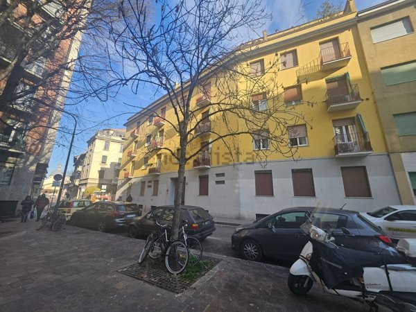 appartamento in vendita a Milano in zona Villapizzone