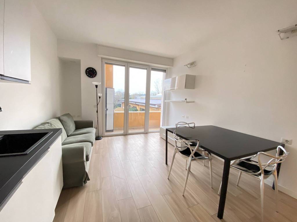 appartamento in vendita a Milano in zona Quinto Romano