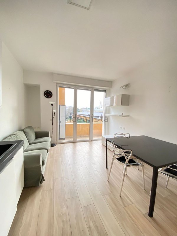 appartamento in vendita a Milano in zona Quinto Romano