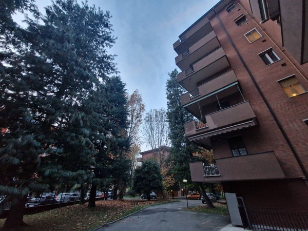 appartamento in vendita a Milano in zona Barona