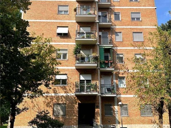 appartamento in vendita a Milano in zona Niguarda