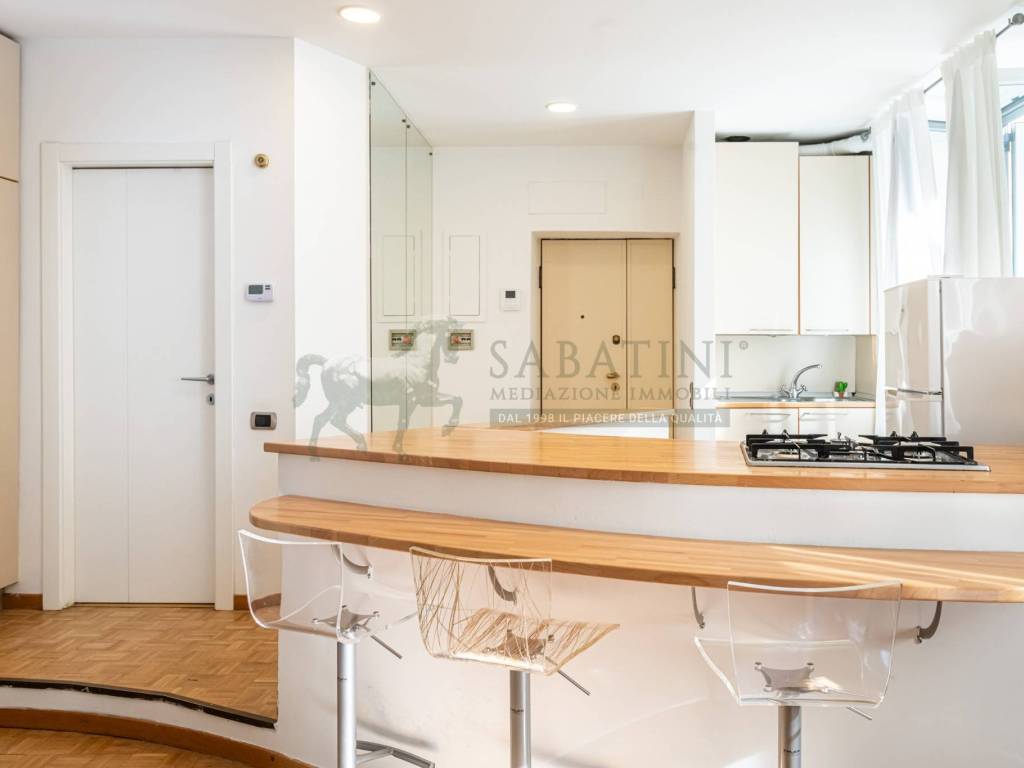 appartamento in vendita a Milano in zona Centro Direzionale