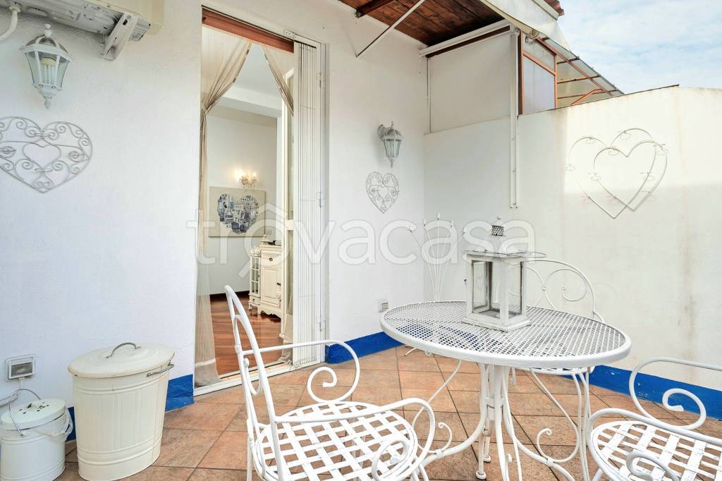 appartamento in vendita a Milano in zona Porta Vittoria