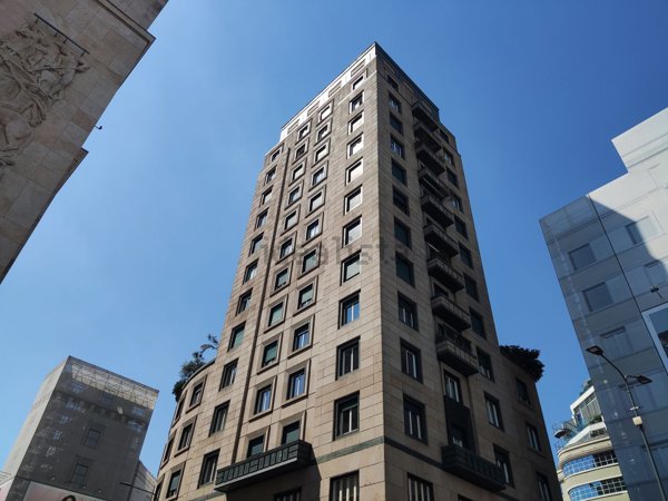 ufficio in vendita a Milano