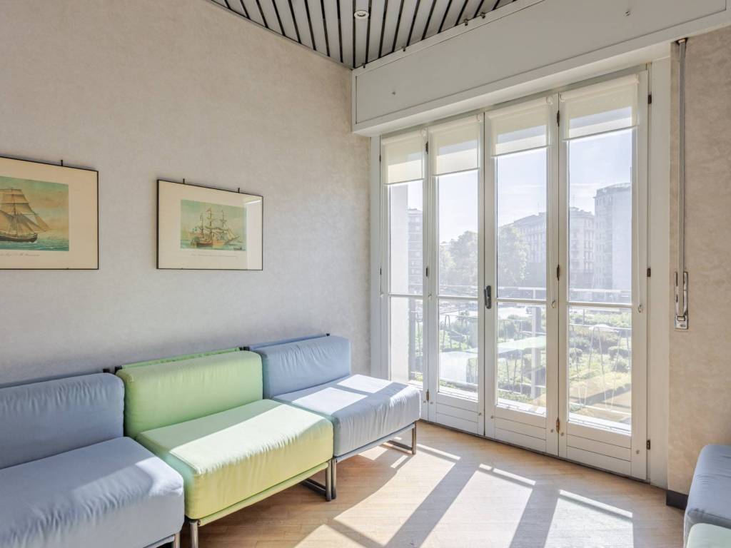 appartamento in vendita a Milano in zona Centro Direzionale