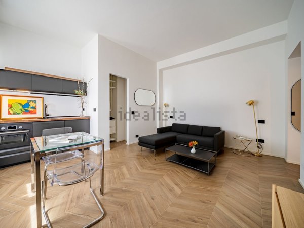 appartamento in vendita a Milano in zona Cinque Giornate