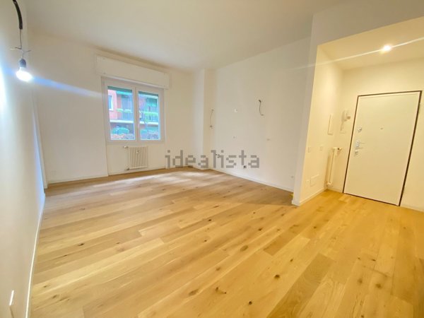 appartamento in vendita a Milano in zona Forze Armate