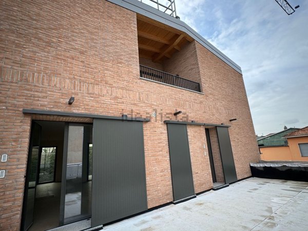 appartamento in vendita a Milano in zona Corvetto