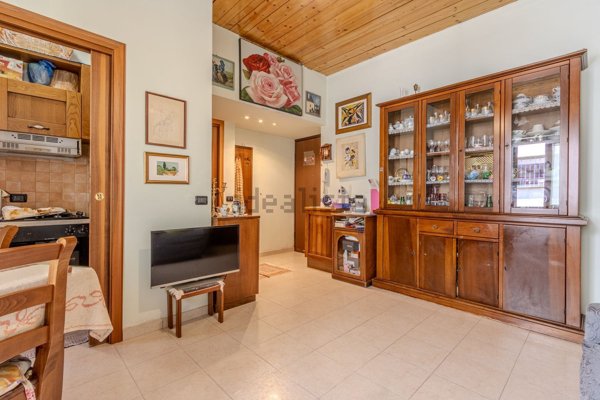 appartamento in vendita a Milano in zona Isola