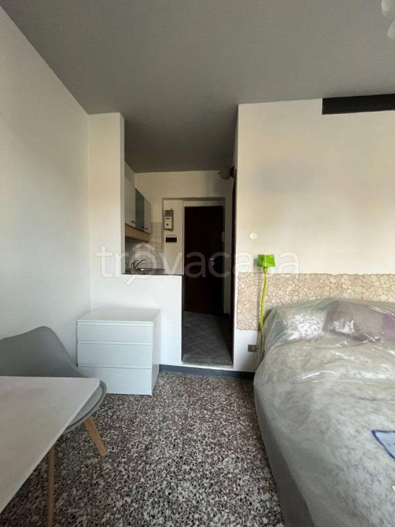 appartamento in vendita a Milano in zona Corvetto