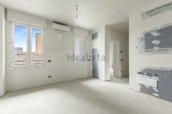 appartamento in vendita a Milano in zona Dergano