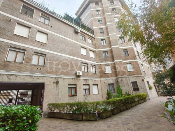 appartamento in vendita a Milano in zona Solari