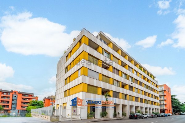 appartamento in vendita a Milano in zona Vigentino