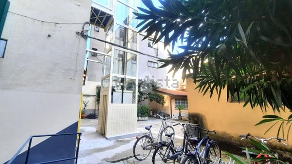 ufficio in vendita a Milano in zona Casoretto