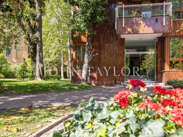 ufficio in vendita a Milano in zona Sempione