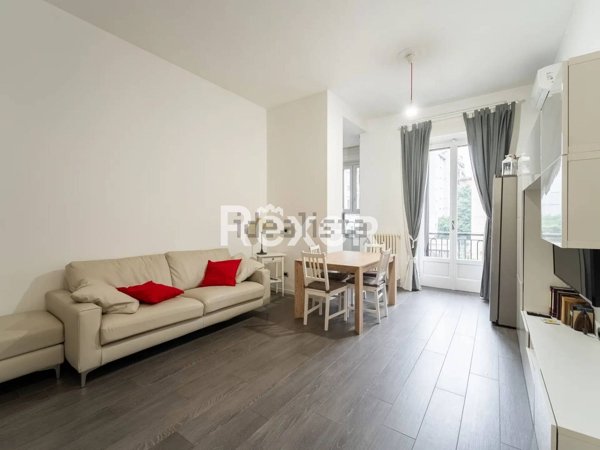 appartamento in vendita a Milano in zona Centro Direzionale