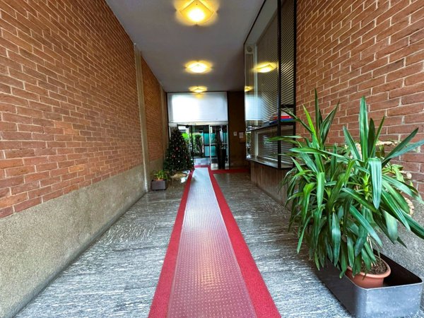 appartamento in vendita a Milano in zona Isola