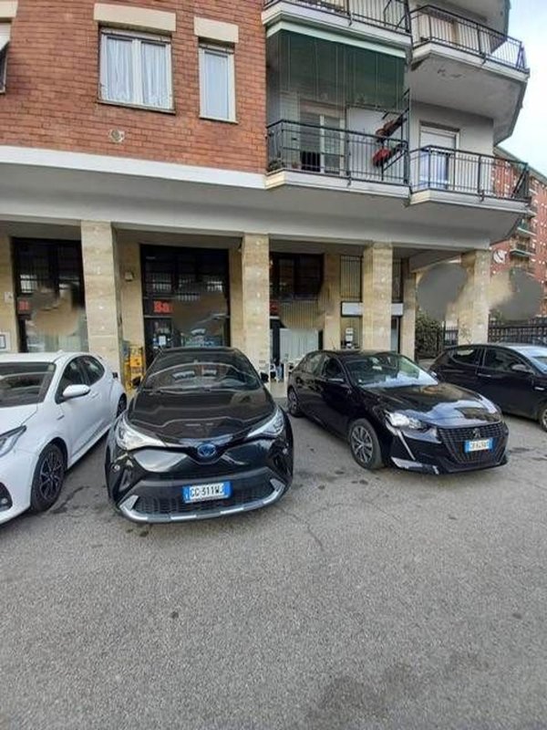 negozio in vendita a Milano in zona Affori