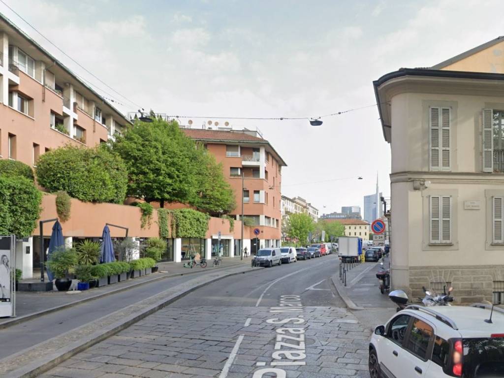 negozio in vendita a Milano in zona Porta Garibaldi